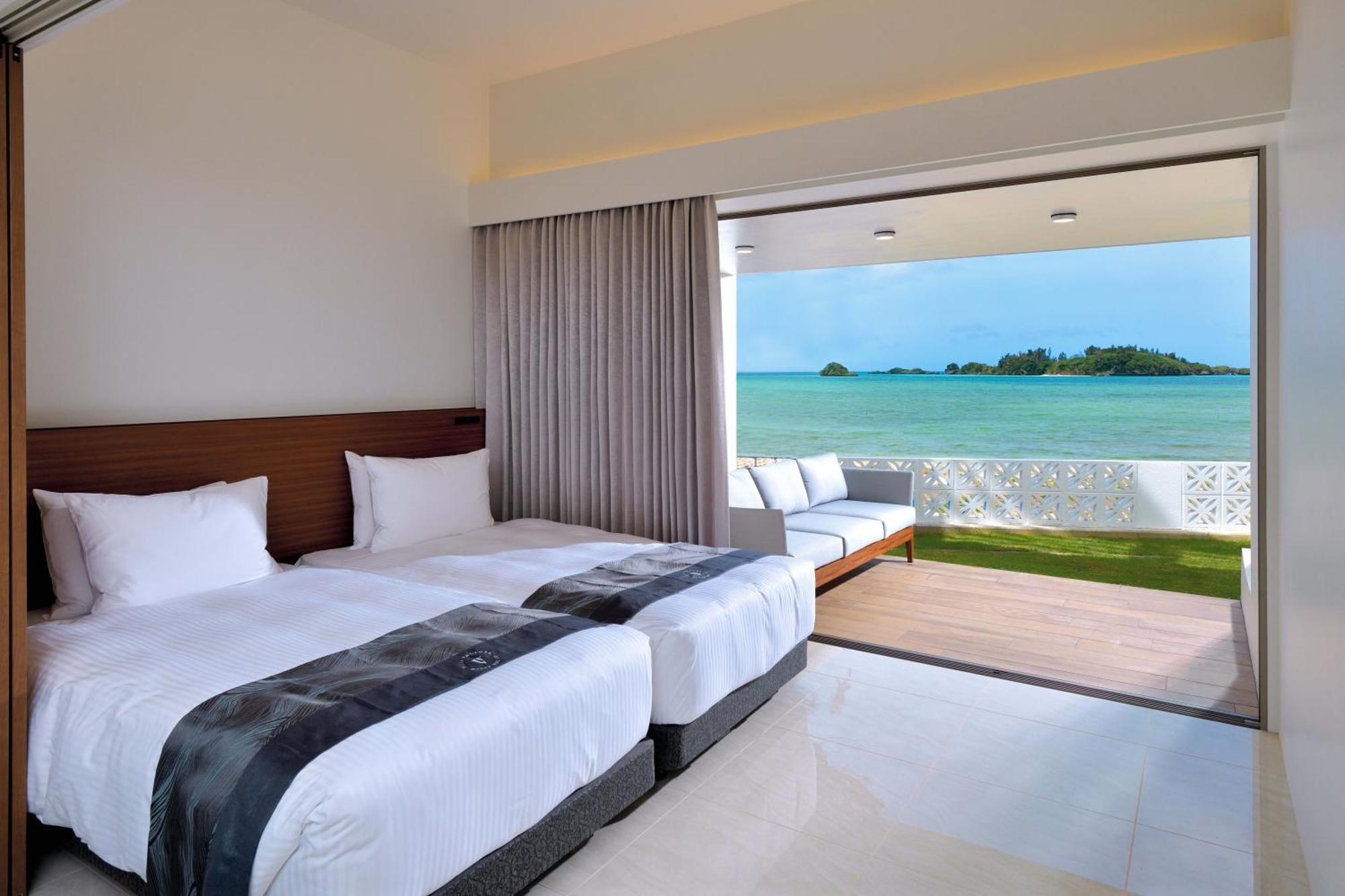 Villa Valiosa On The Beach Onna Ngoại thất bức ảnh